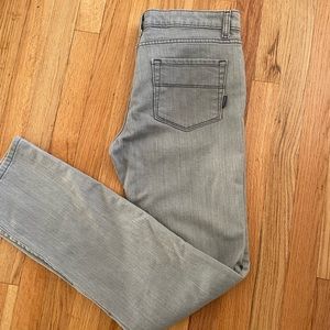 Women's Low-Rise Straight Jeans - 31 x 32"